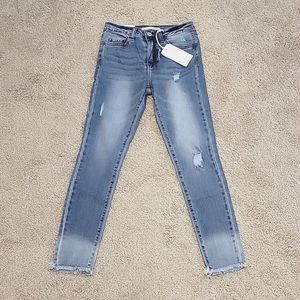 Klique B high-rise/ crop skinny jeans